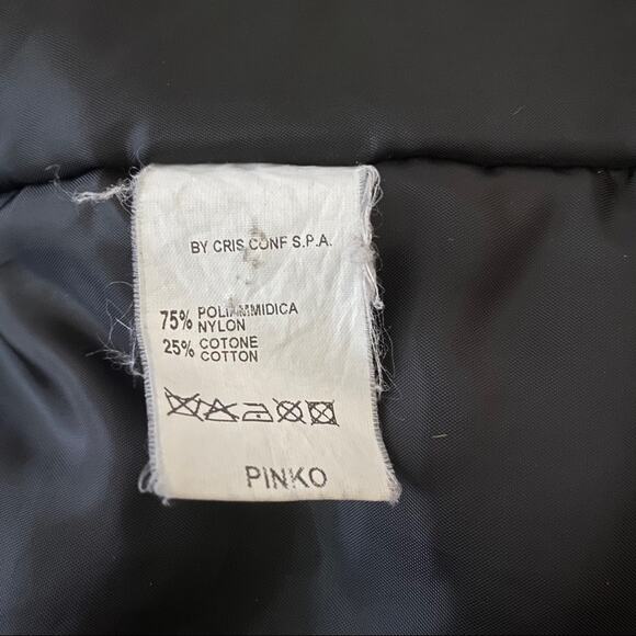 Pinko Faux Fur and Snakeskin front small coat Length 24, Bust 16, Shoulders 14 - Picture 15 of 15